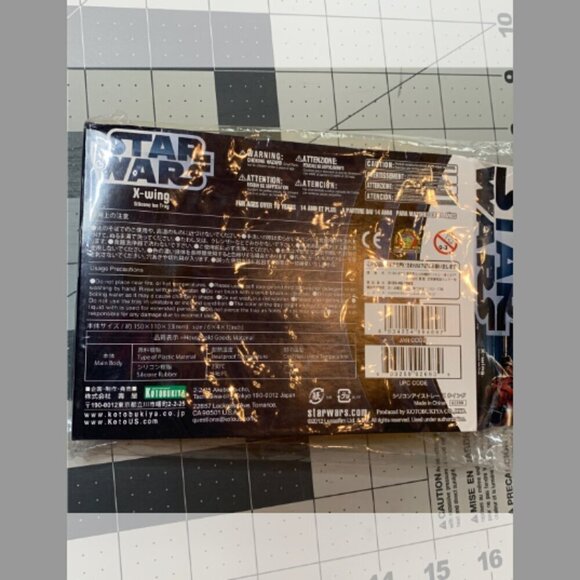 NWT Star Wars Silicone Ice Cube Trays - Picture 6 of 7